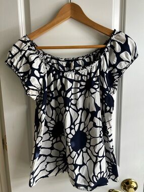 J. Crew Navy and White Floral Cotton Cap Sleeve Top S